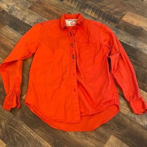 Wrangler button down with arrow and cactus size small